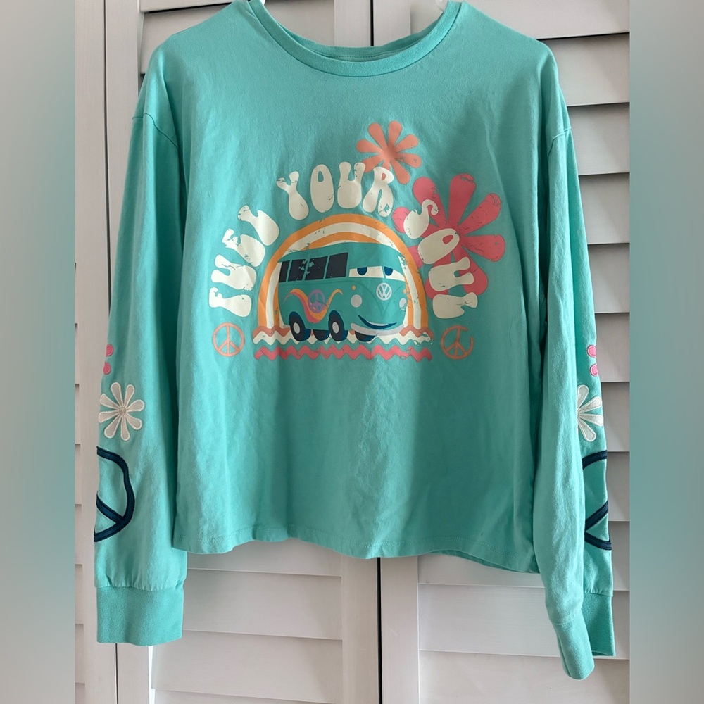 Disney Pixar Cars Fillmore Fuel Your Soul Women's LS T-shirt NWOT Size Medium - Picture 4 of 10